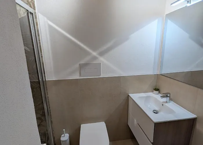 Carrettieri 9 Apartament *